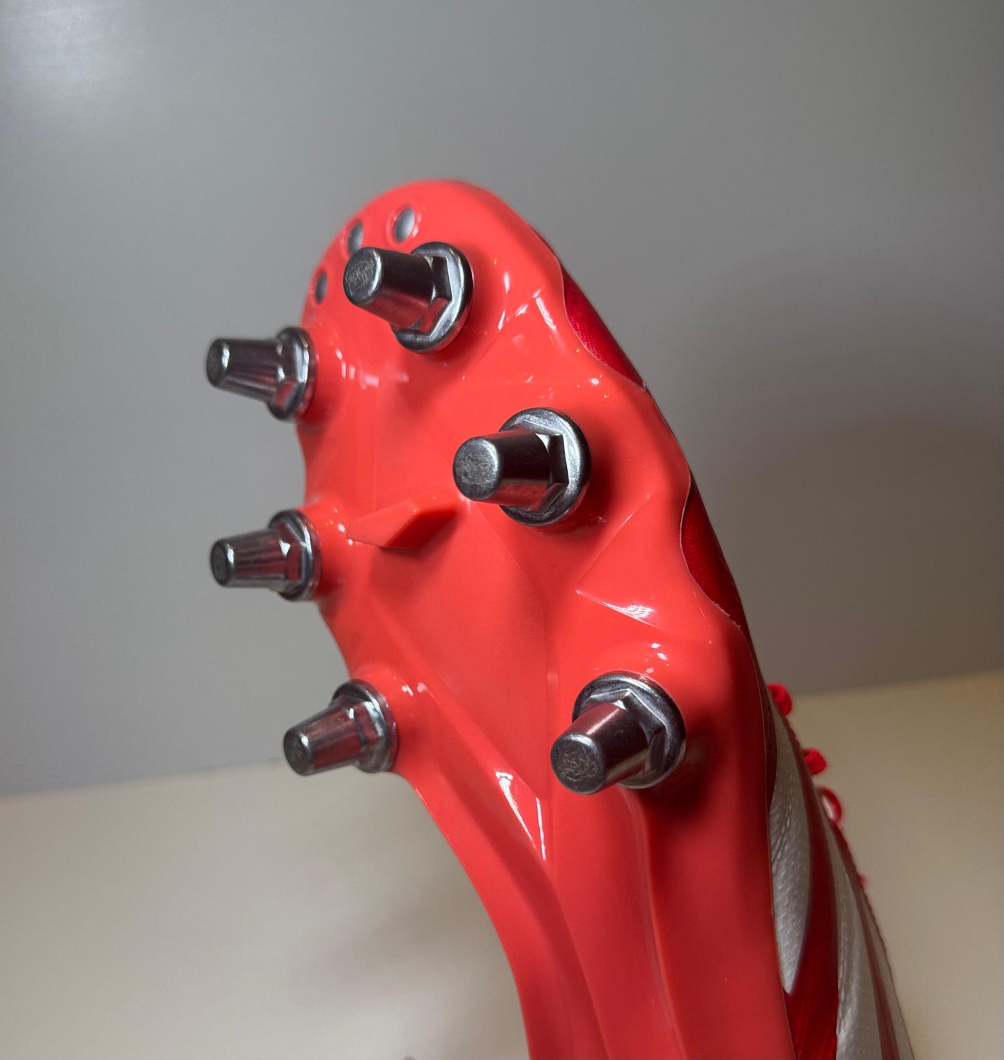 Dig Deep Tight 5 Studs - 18mm