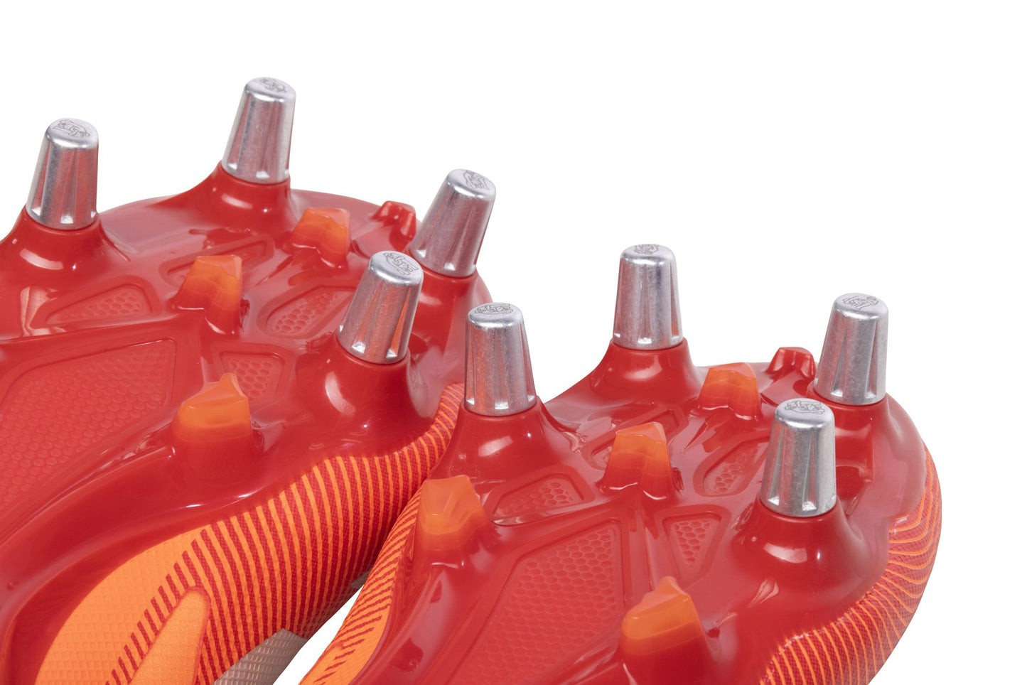 Dig Deep Standard Rugby Studs - 18 & 15mm